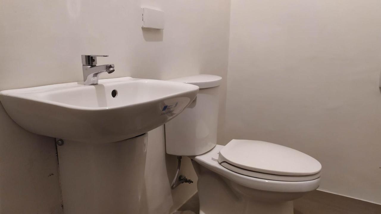 Mactan Airport Guesthouse 麦克坦 外观 照片